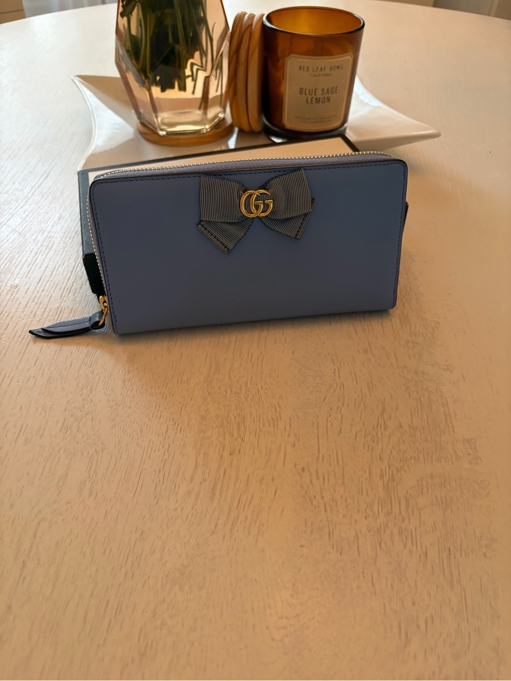 Gucci Light Blue Bow Zip-Around Leather Wallet